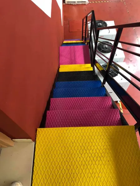 Alta decoración · 25